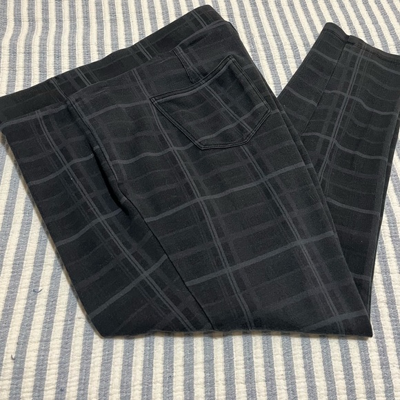 STYLE & CO. Dark and Light Grey Checkered Pants - Picture 1 of 9